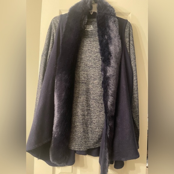 Women’s Navy Blue Sweater & Top Set - Picture 1 of 3